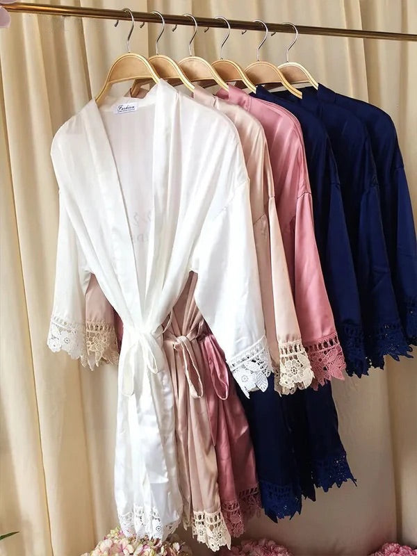 NAME AND TITLE (BRIDE, BRIDESMAID ETC) PRINT SATIN LACE ROBE (AVAILABLE IN 8 COLOURS & SIZES 8 - 20)