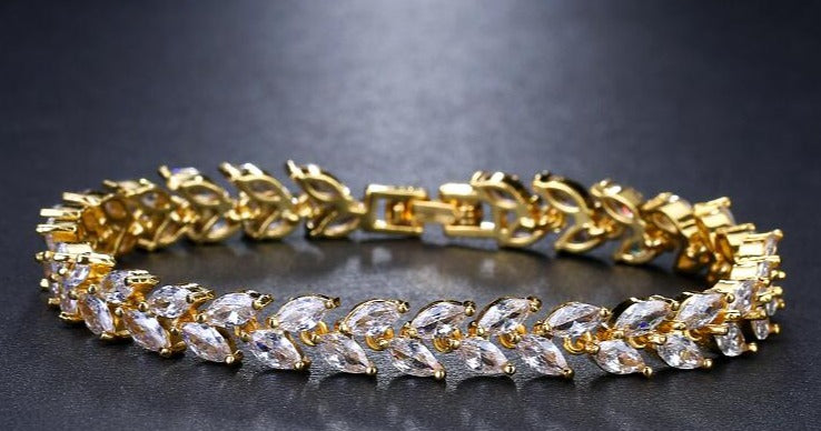 IVY TESSELLATED CRYSTAL BRACELET IN SILVER OR GOLD
