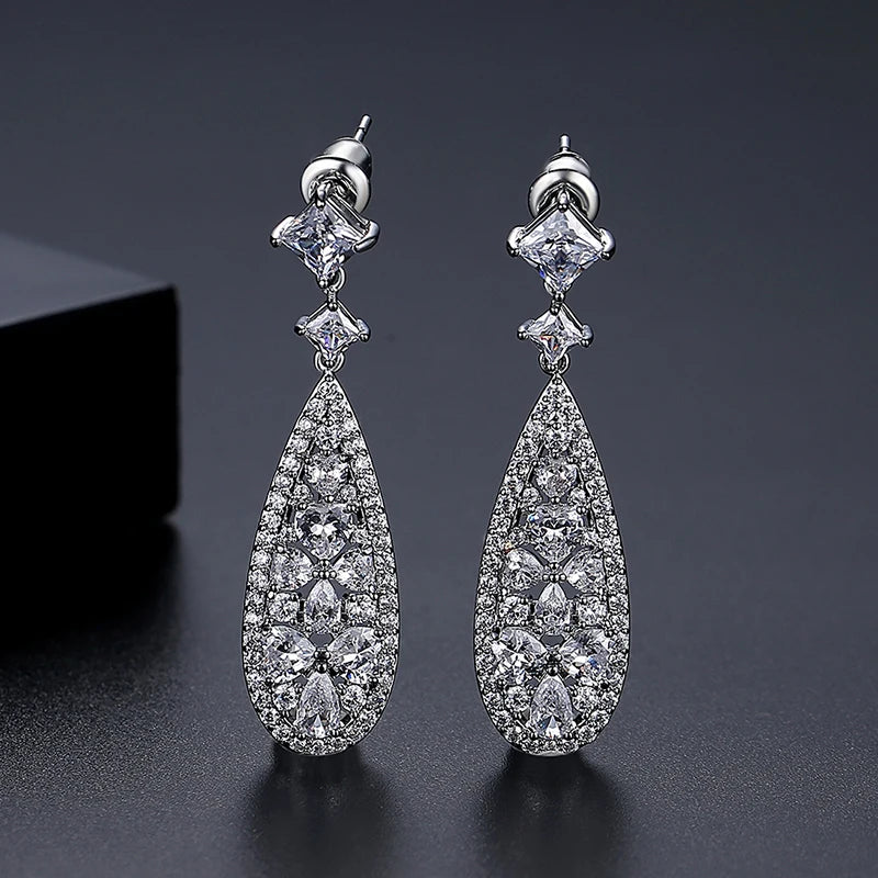 SIA LUXURY SIMULATED DIAMOND EARRINGS