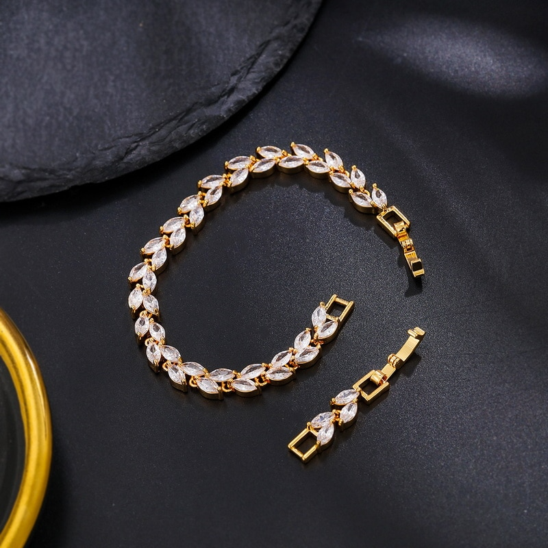 IVY TESSELLATED CRYSTAL BRACELET IN SILVER OR GOLD