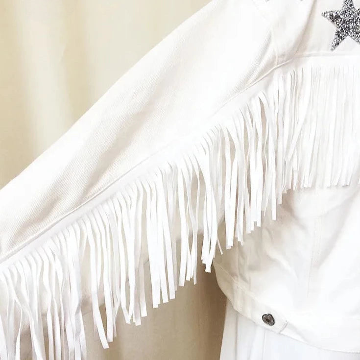 CROPPED FRINGE JACKET IN WHITE