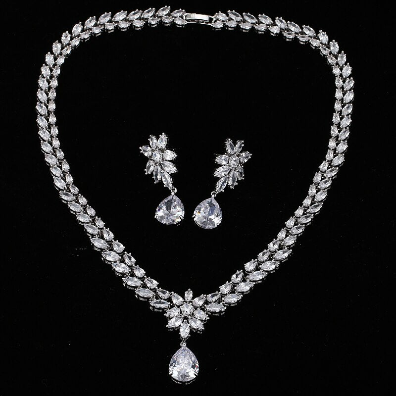 MARGUERITE CRYSTAL DROP NECKLACE AND EARRING SET