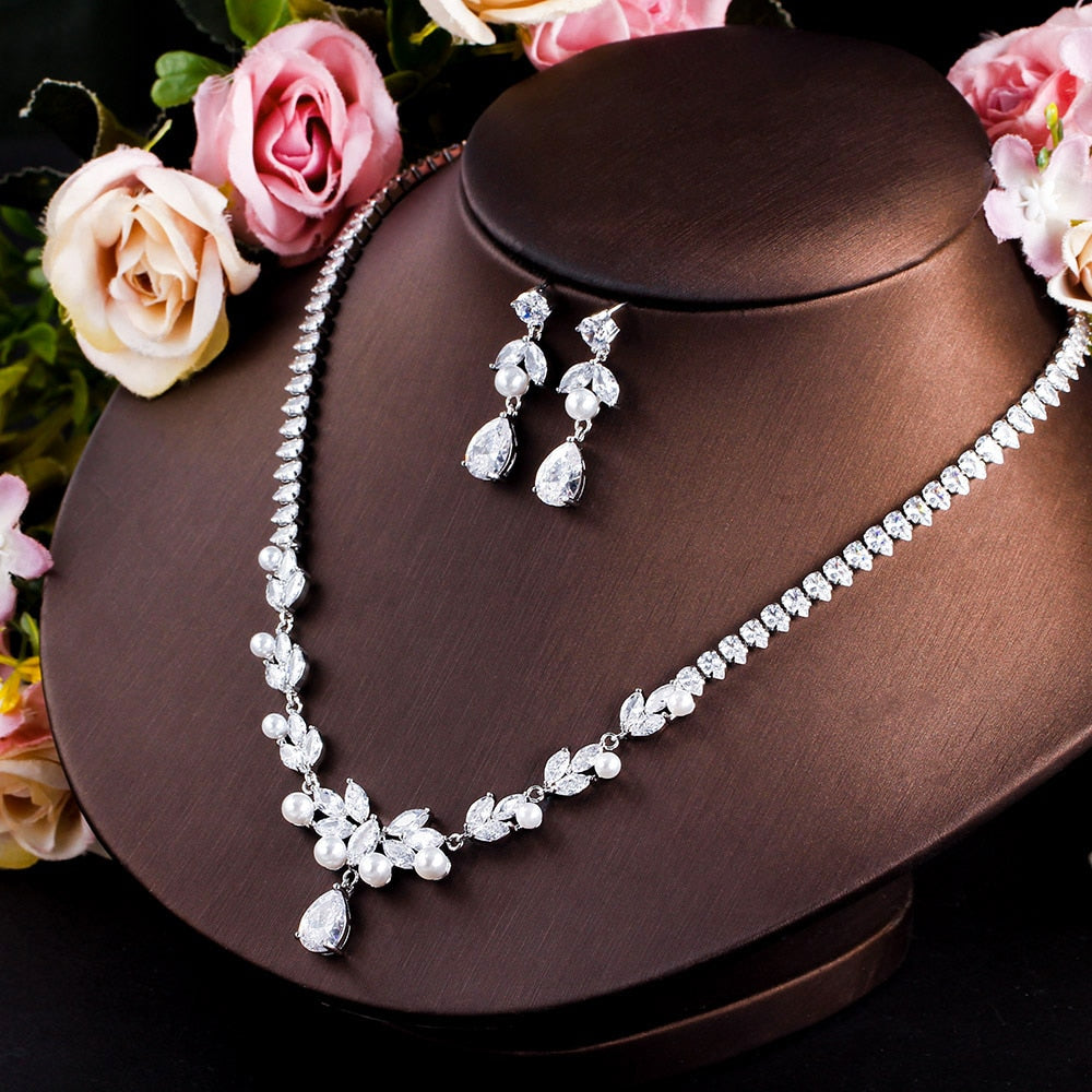 AUDREY CRYSTAL AND SIMULATED PEARL DROP NECKLACE AND EARRING SET